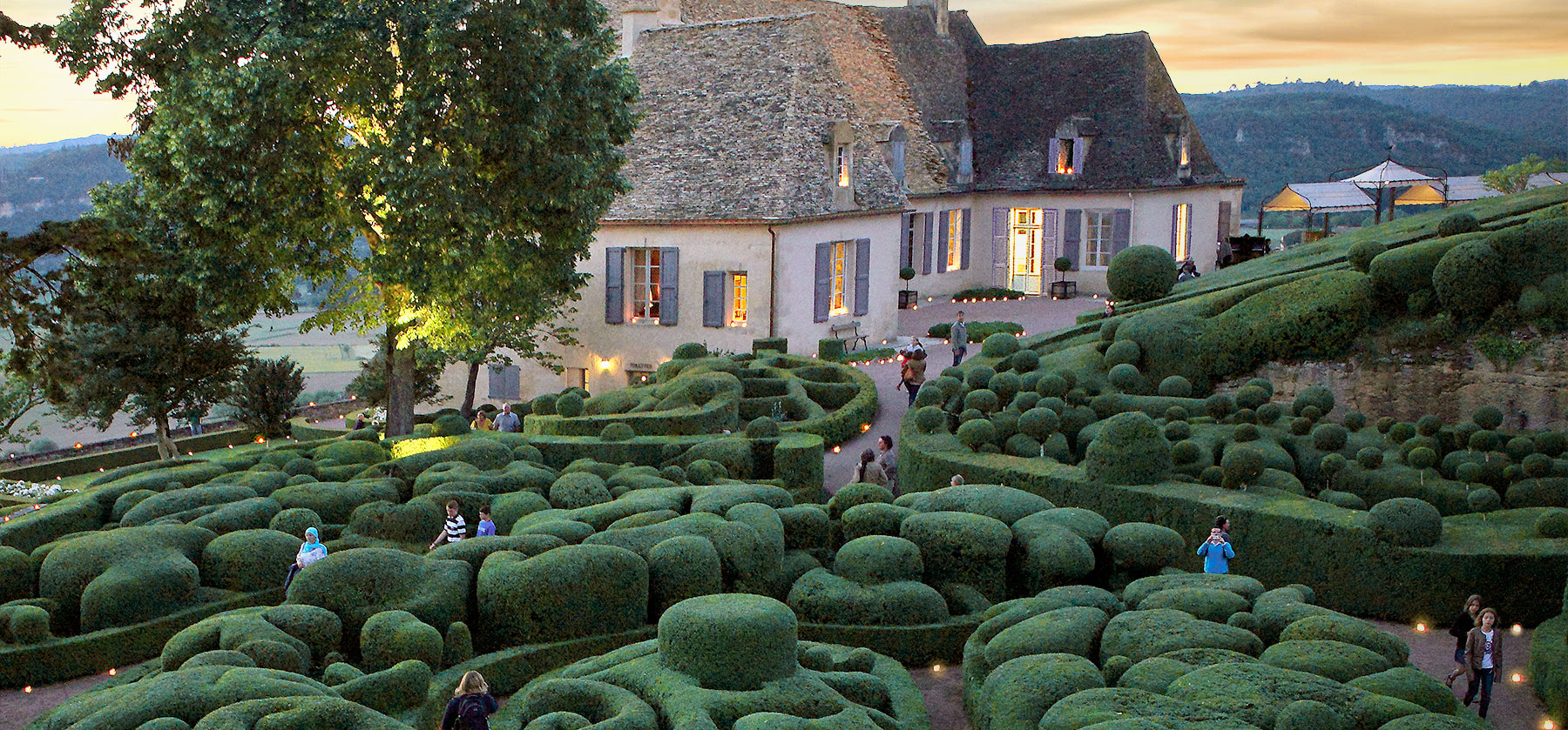 Jardins suspendus de marqueyssac avec ses allées de buis