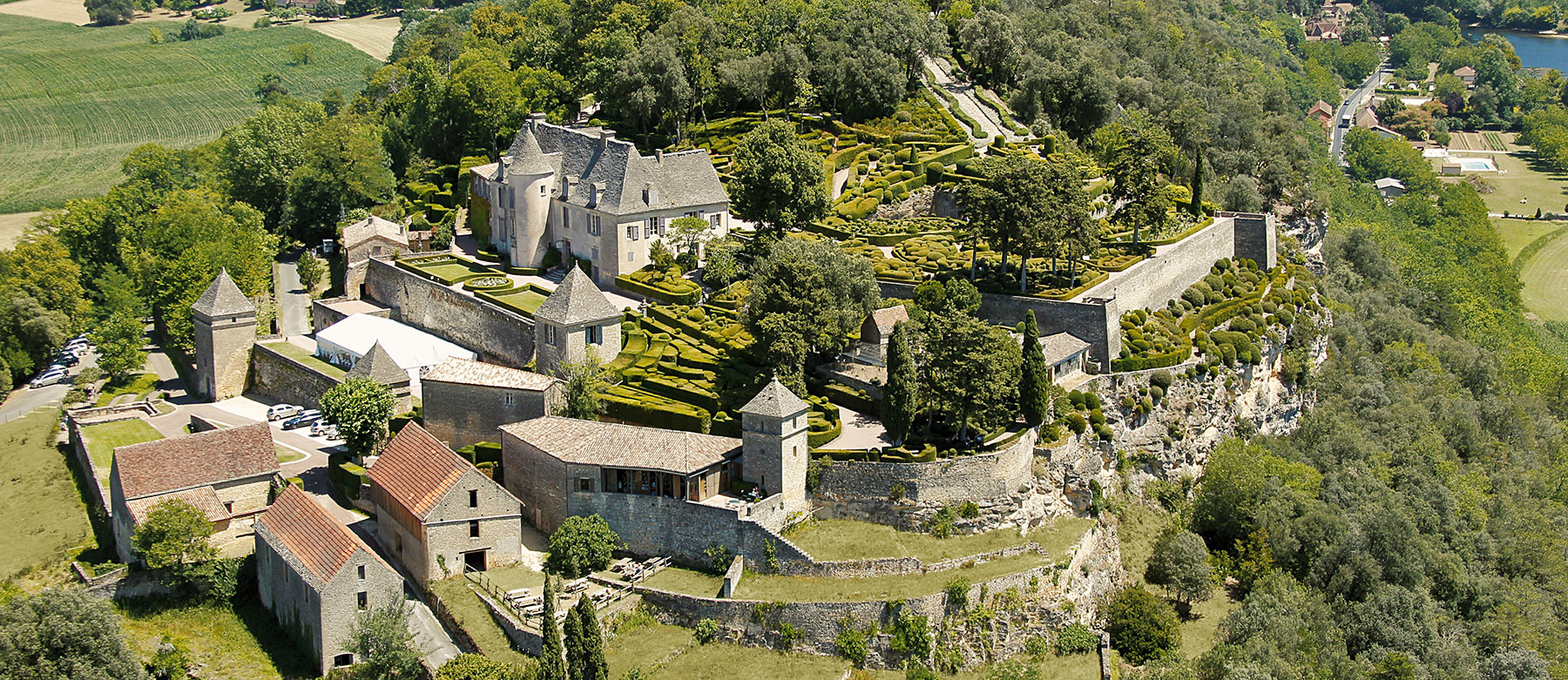 The overhanging gardens of Marqueyssac in Dordogne Sarlat Périgord