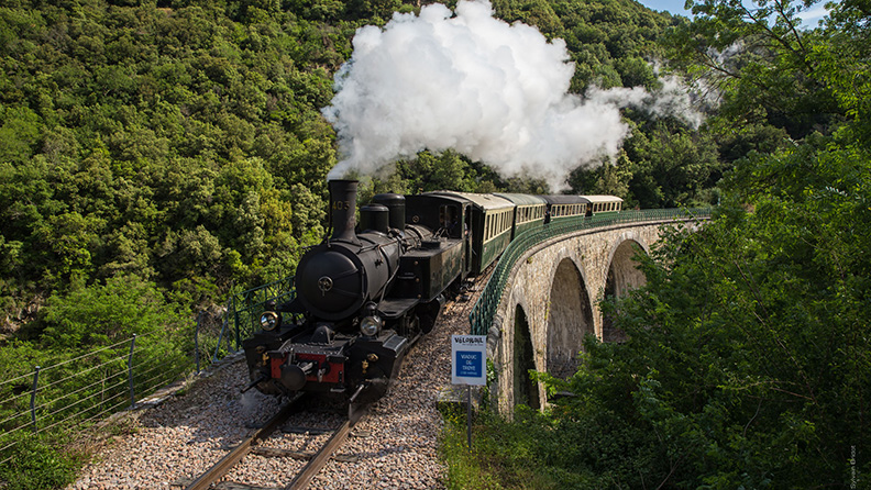 Le Mastrou train de l'Ardèche