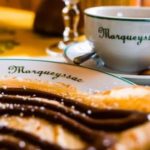 Crepe et café au salon de thé